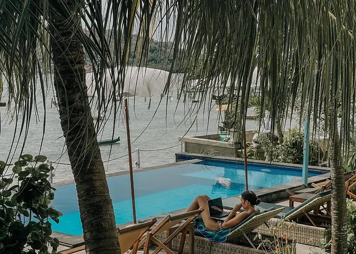 Aurora View 3* Nusa Lembongan
