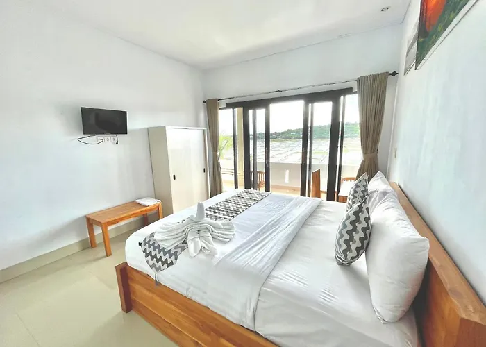 Hotel Aurora View 3*