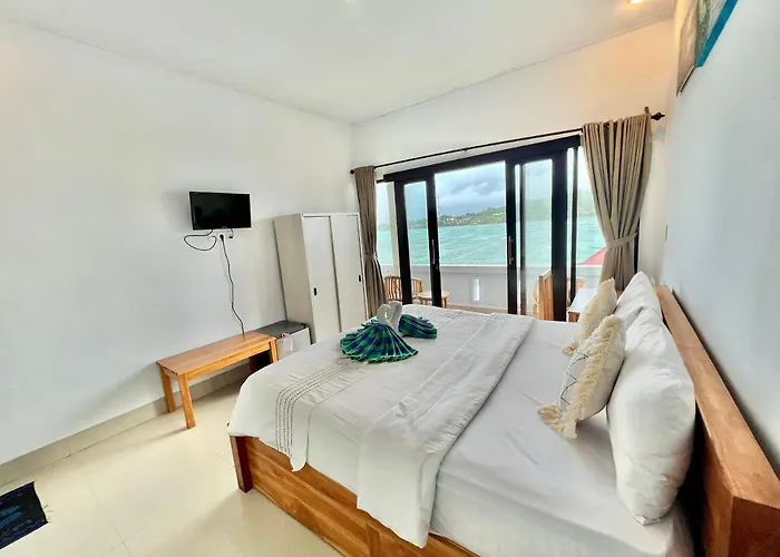 Aurora View Hotel