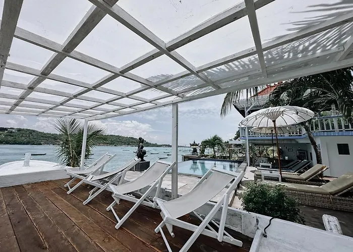 Aurora View 3*