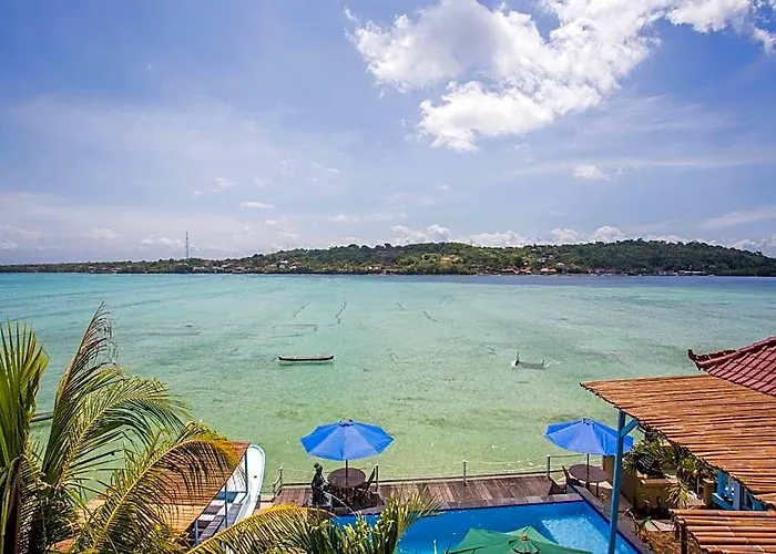 Aurora View Hotel