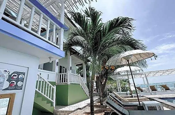 Aurora View 3*